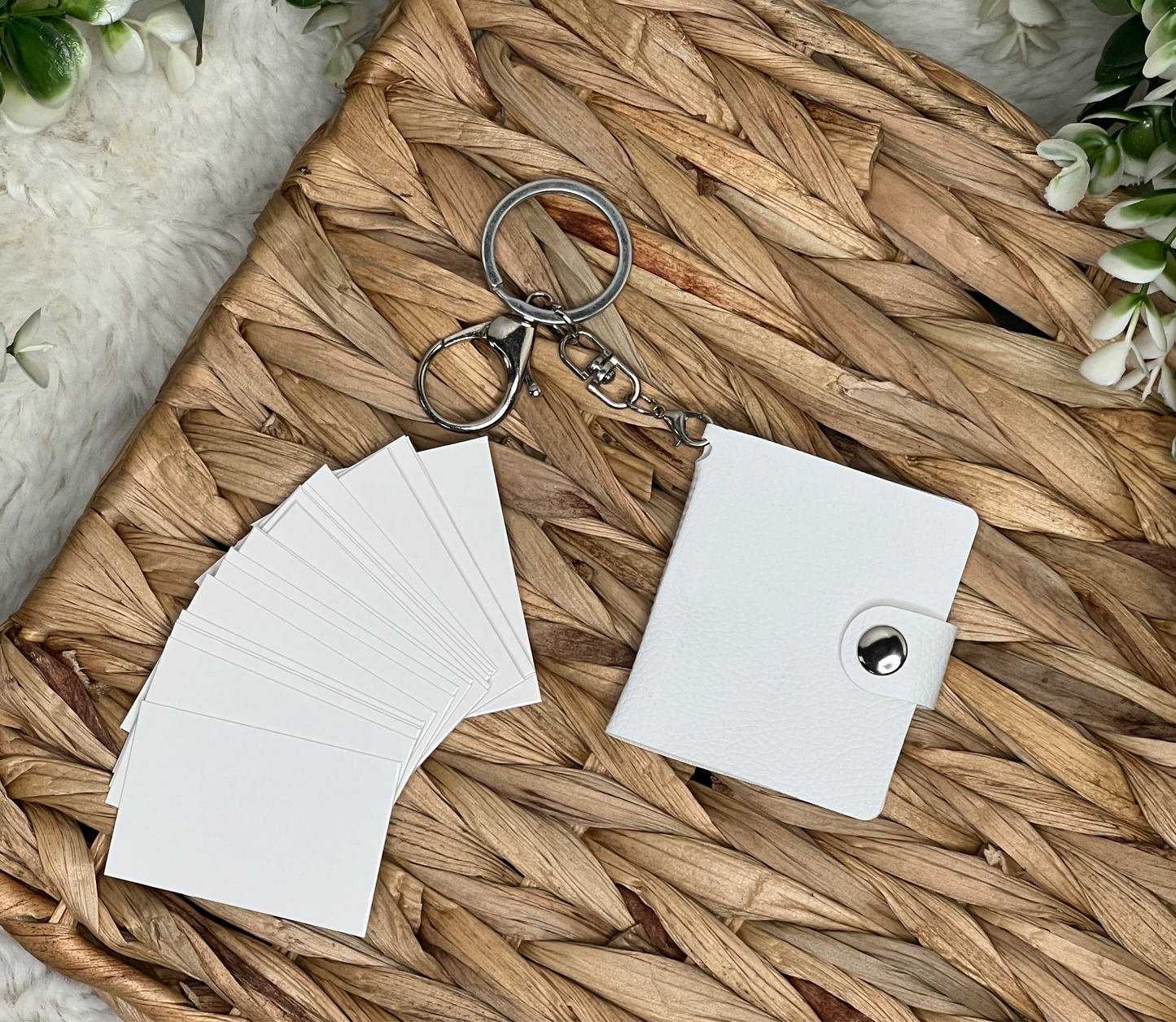 Photo album keychain