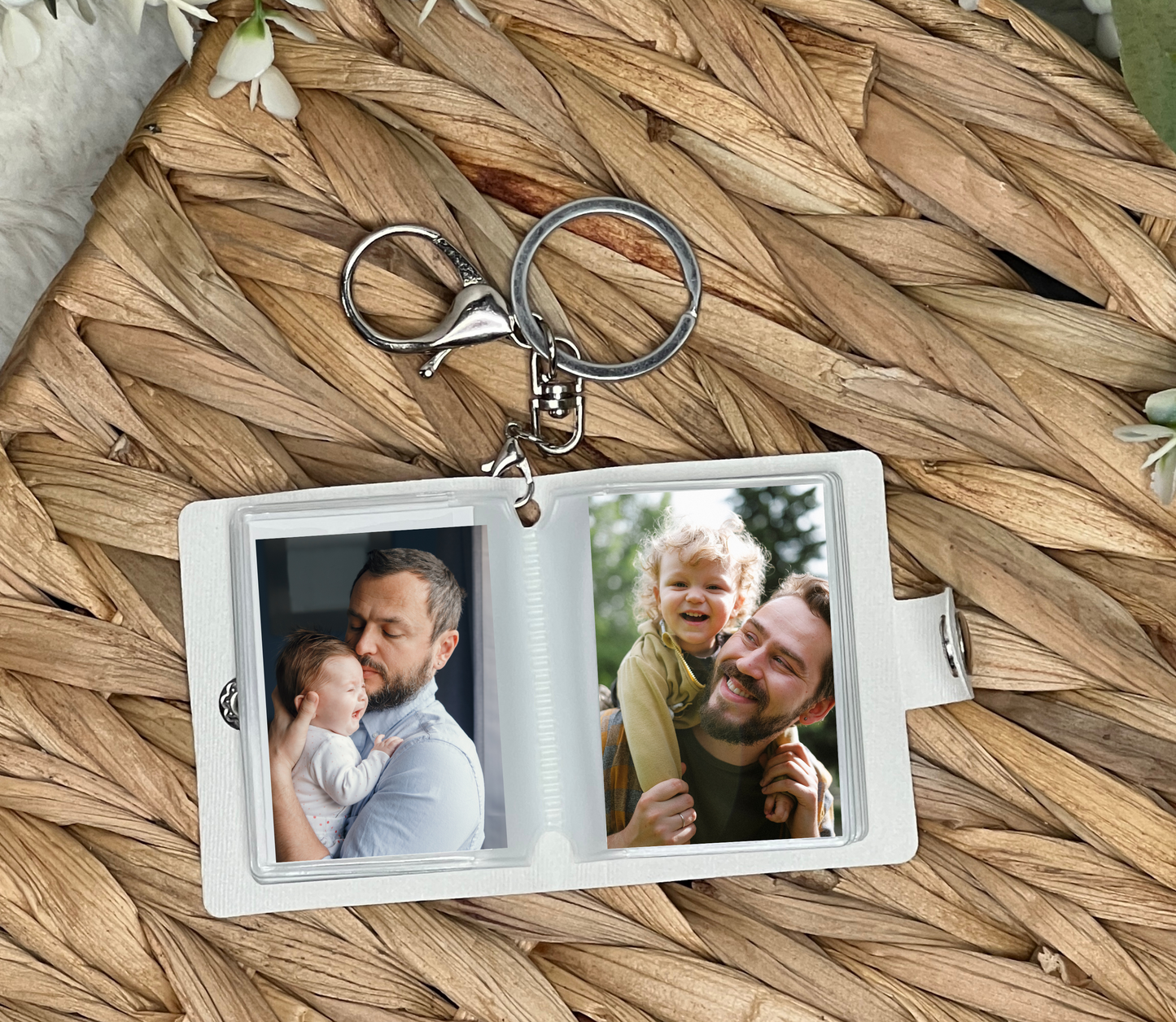 Photo album keychain