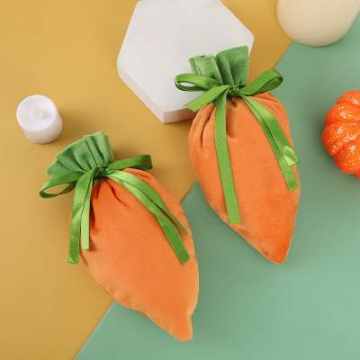 Carrot velvet bags