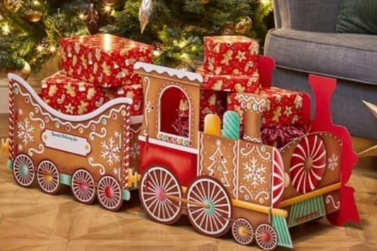 Gingerbread train and carriage