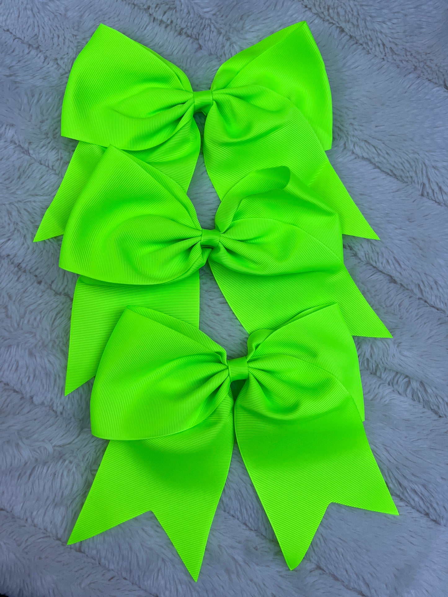 6” Bow neon green