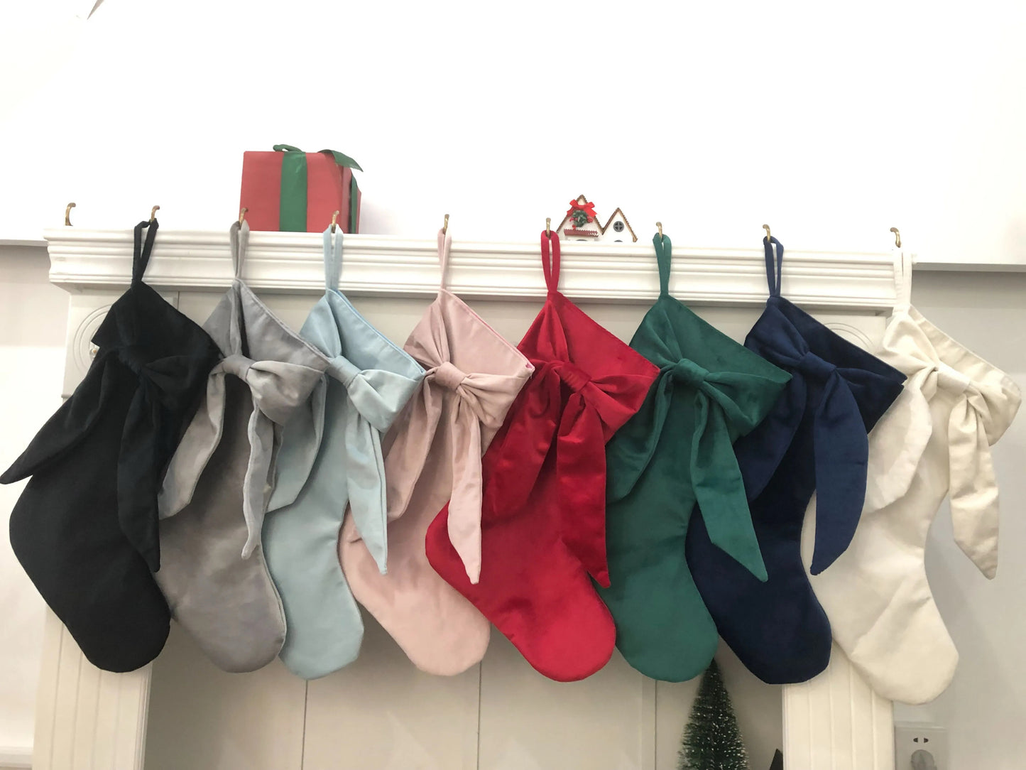 Bow stockings