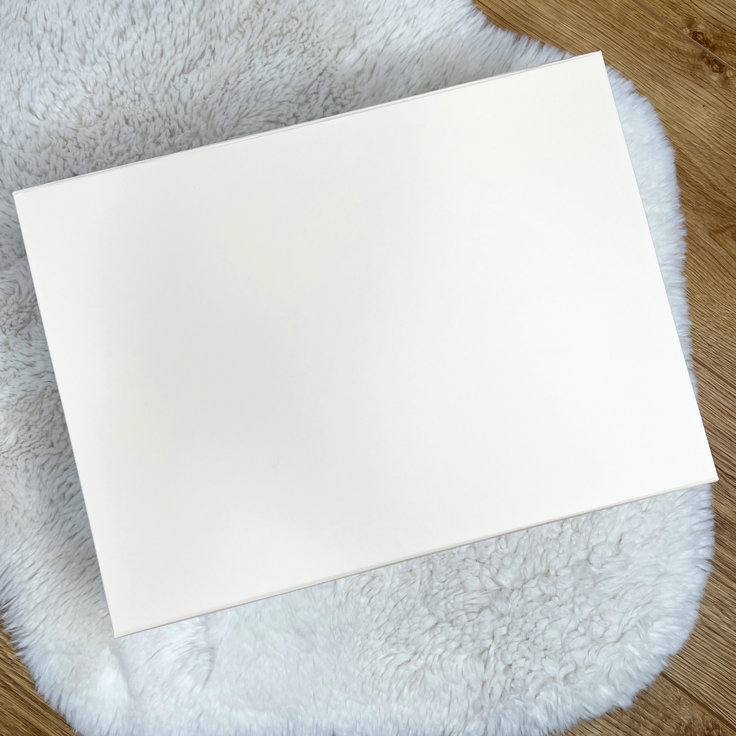 Magnetic box Cream without ribbons