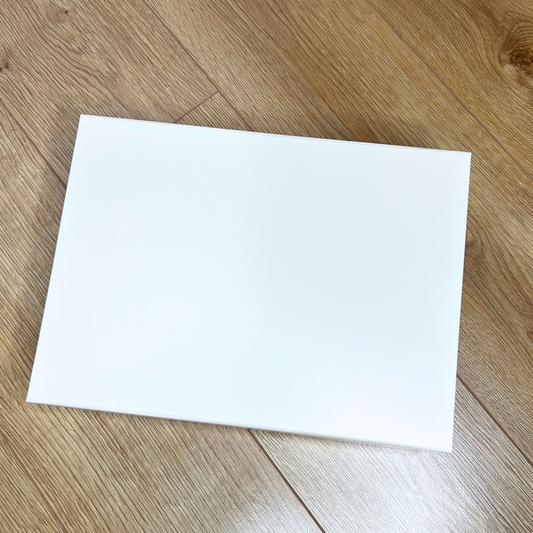 Magnetic box white no ribbons